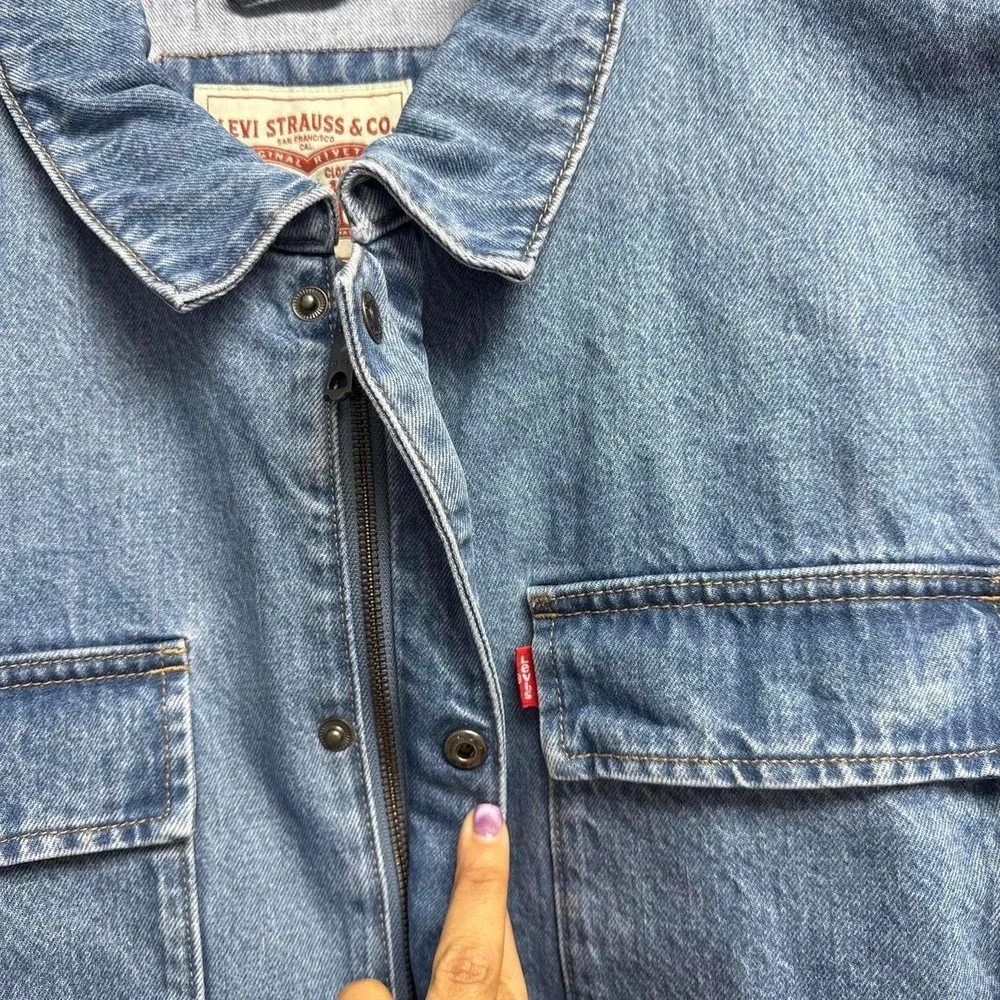 Levi's Light Blue Denim Shirt Jacket with Chest Flap Pockets